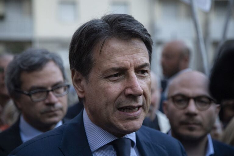 Si vota per la carica di presidente del M5S, Giuseppe Conte unico candidato