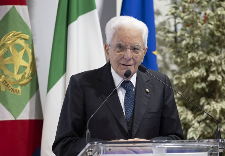 Mattarella “Commissione Venezia un punto di riferimento. Mi auguro un rapido ingresso di Macedonia del Nord e Moldavia in Ue”