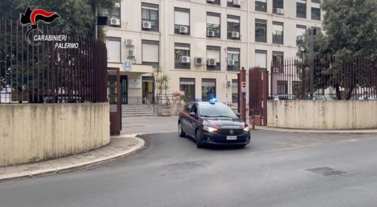 Abusi sessuali sui figli minori, arrestata coppia nel palermitano