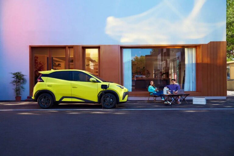 Vehicle to Load di BYD, quando l’auto diventa una fonte di energia