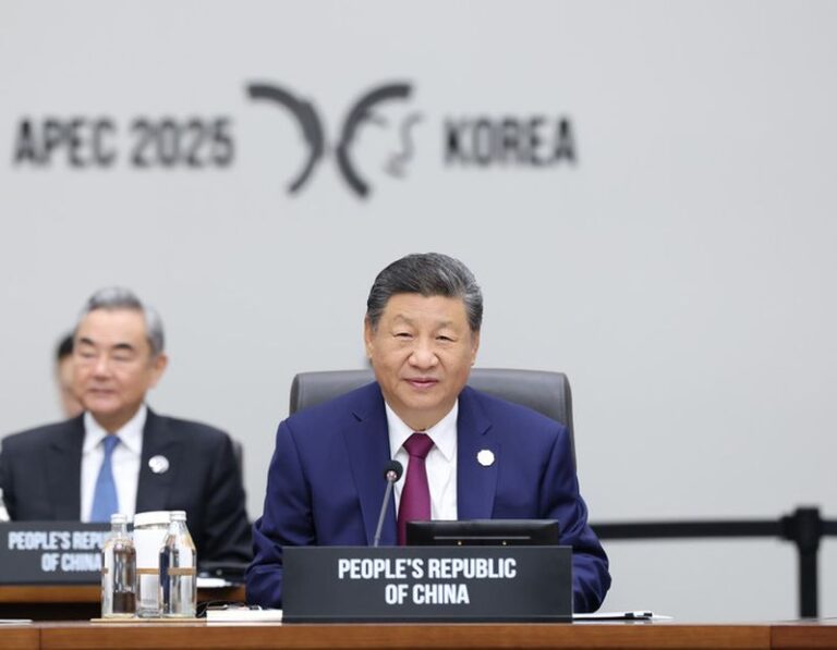 Xi partecipa a prima sessione del 32mo incontro dei leader economici dell’Apec