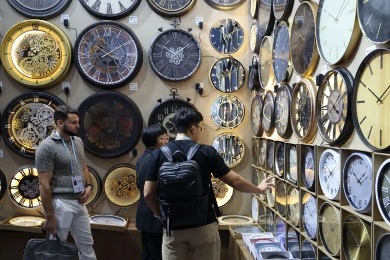 Cina: a Guangzhou seconda fase della 138esima Fiera di Canton (2)