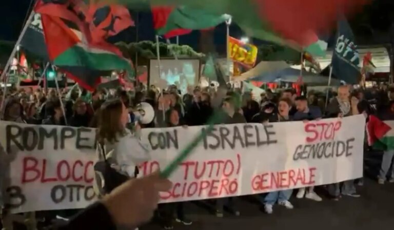 Pro-Pal a sostegno della Flotilla: bloccata la stazione centrale di Napoli, a Roma occupata Piazza dei Cinquecento