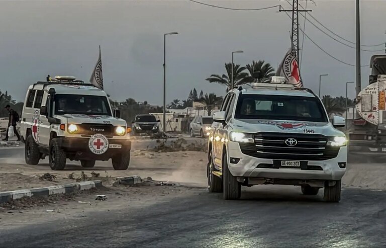 Identificati i corpi dei due ostaggi restituiti da Hamas a Israele. Netanyahu “C’è ancora del lavoro da fare a Gaza”