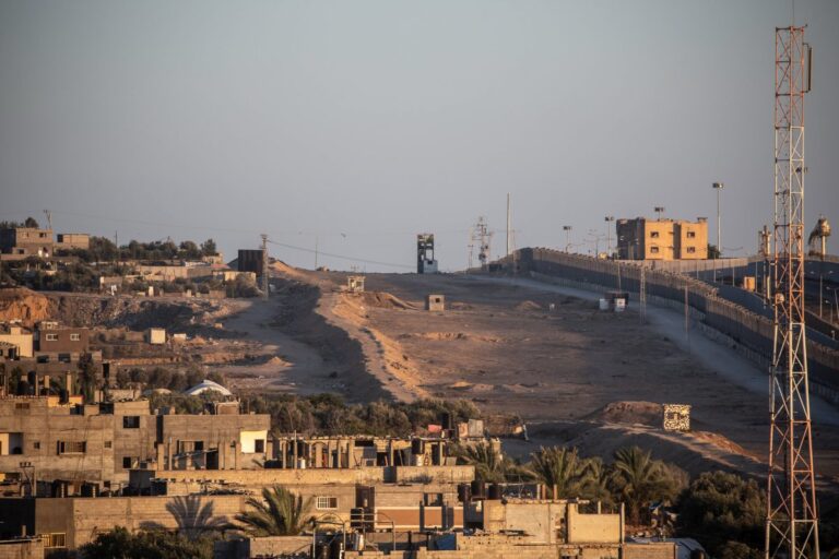Netanyahu ordina nuovi raid a Gaza, almeno 104 morti. Israele ripristina il cessate il fuoco, Trump “La tregua non è a rischio”