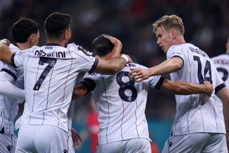 Il Bologna sbanca Bucarest 2-1: in gol Odgaard e Dallinga