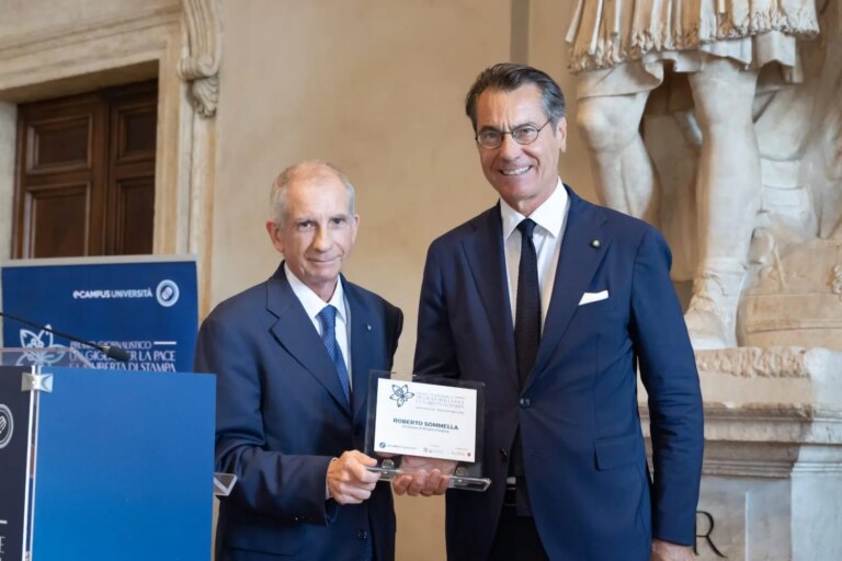 A Roberto Sommella il premio giornalistico “Un Giglio per la Pace e la libertà di stampa”