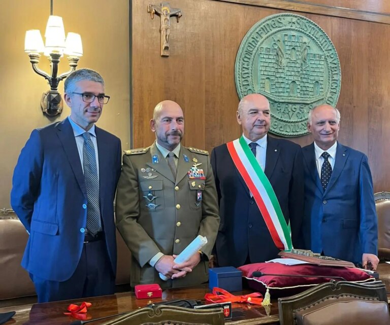 Roberti “Cittadinanza onoraria di Trieste a Comando Esercito Fvg è suggello”