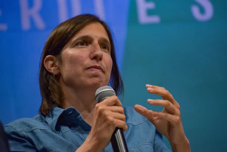 Schlein “La destra vuole imporre la legge del più forte e del più ricco”