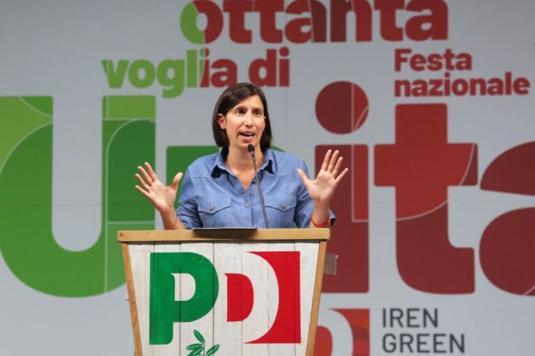 Manovra, Schlein “Basta con lo scaricabarile, il Governo si assuma la responsabilità”