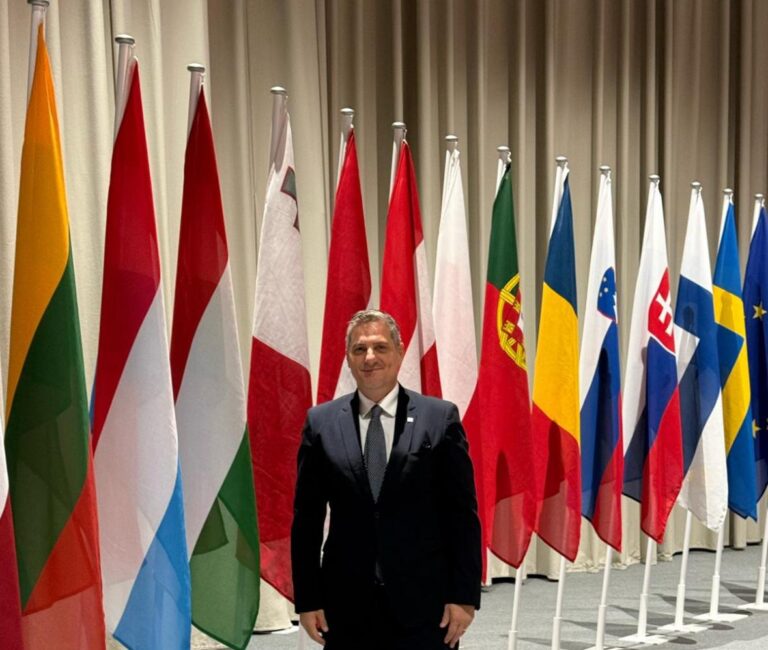 Barachini “L’Ue renda più veloce l’iter per gli aiuti al settore dell’informazione. Sia garantita la trasparenza dell’IA”