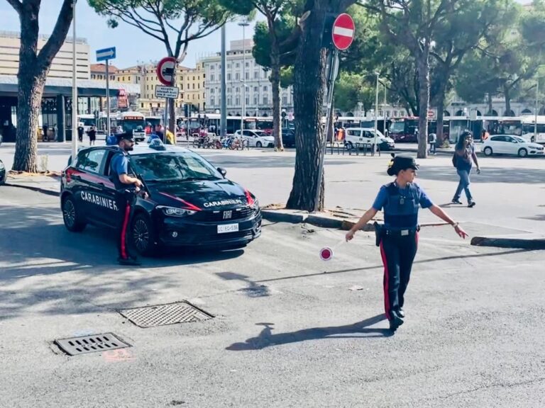 Roma, maxi operazione contro i furti ai danni dei turisti: 12 arresti e 7 denunce