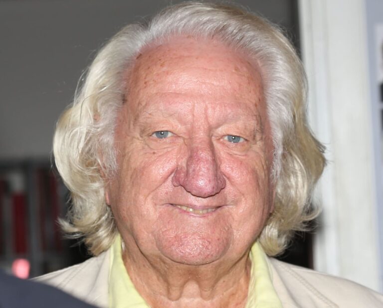 E’ morto a 94 anni il vignettista Giorgio Forattini, addio al maestro della satira