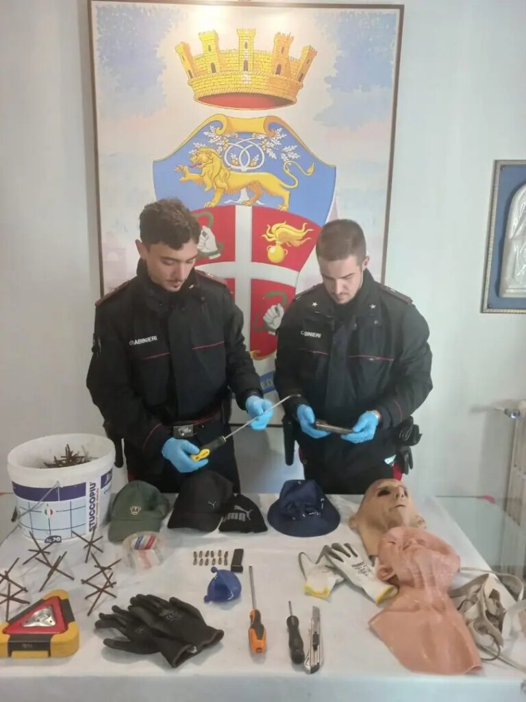 Arrestati due presunti rapinatori foggiani in trasferta nell’Aretino