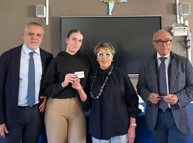 Patentino digitale e tutela dei minori, il Corecom in tour fa tappa a Caltanissetta