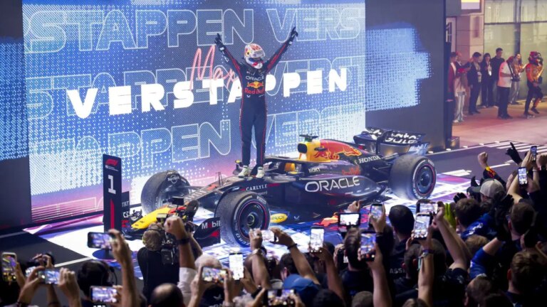 Capolavoro Verstappen davanti a Piastri in Qatar, Norris solo 4°. Il Mondiale si deciderà ad Abu Dhabi