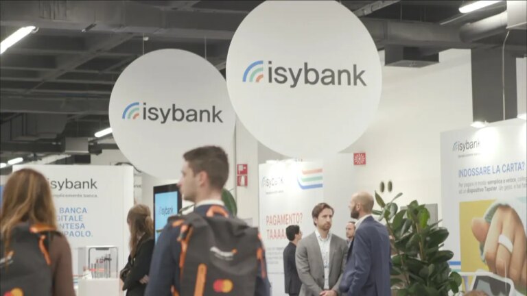 isybank al Salone dei Pagamenti di Milano celebra il primo milione di clienti