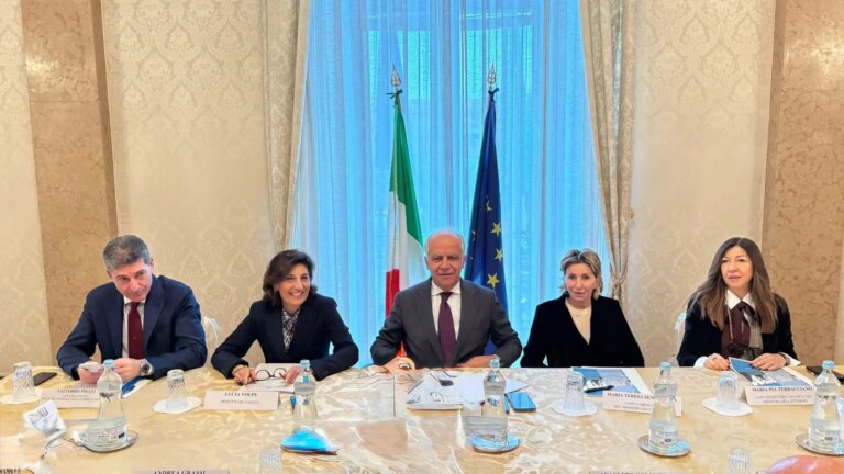 Piantedosi presiede il Comitato di Sicurezza in Prefettura a Caserta