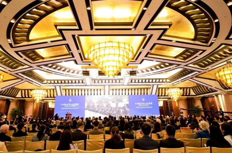 Cina: forum internazionale indica intelligenza digitale come motore chiave dello sviluppo comune