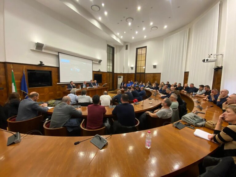 Tavolo al Mimit sulle Acciaierie Valbruna