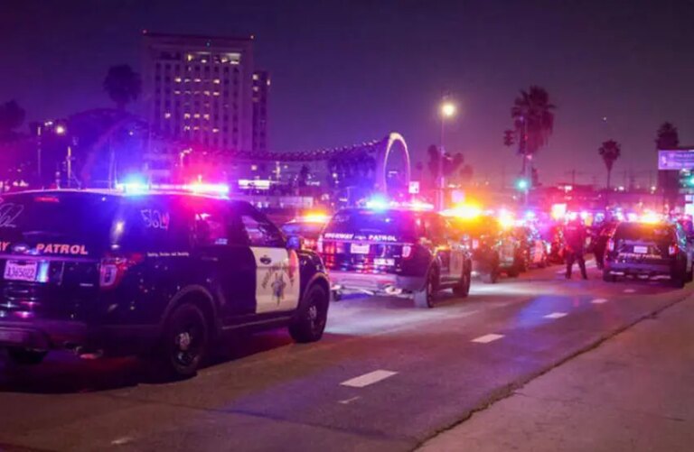 Sparatoria in un locale a Stockton in California, 4 morti