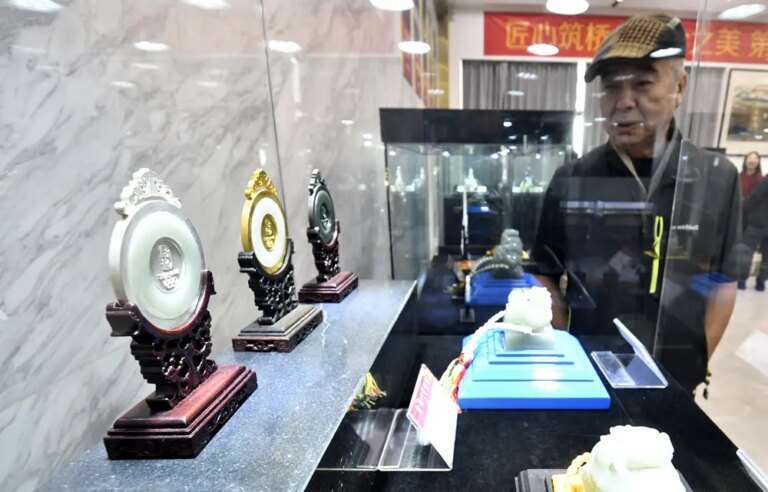 Cina: a Pechino la mostra sul patrimonio culturale immateriale (1)