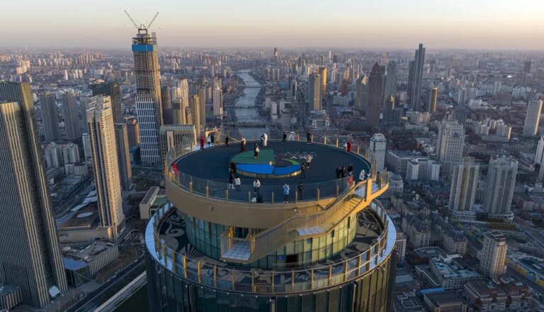 Cina: aperta al pubblico la piattaforma panoramica Jinwan Yunding a Tianjin (2)