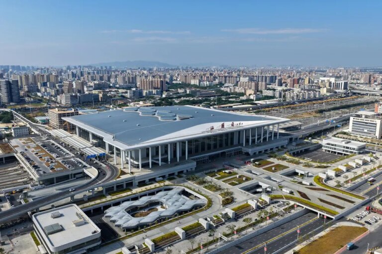 Cina: entra in funzione la ferrovia ad alta velocità Shantou-Shanwei (1)