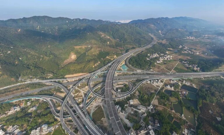 Cina: inaugurata nuova autostrada nel Guangdong (1)
