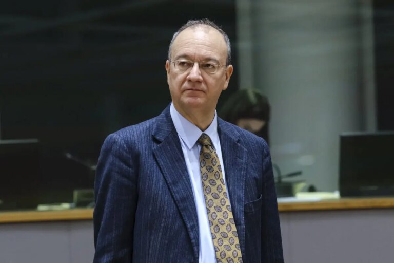 In arrivo i programmi didattici rinnovati, Valditara “Con le nuove Indicazioni nazionali si volta pagina”