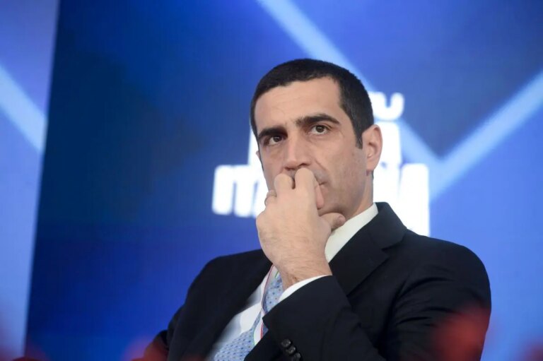 Un anno di Giunta de Pascale “Poste basi di un lavoro che guarda lontano”