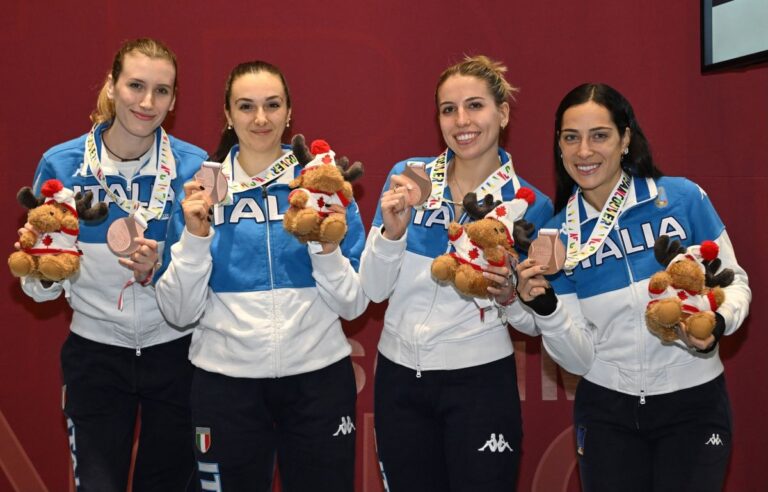 Spadiste azzurre di bronzo a Vancouver in Coppa del mondo