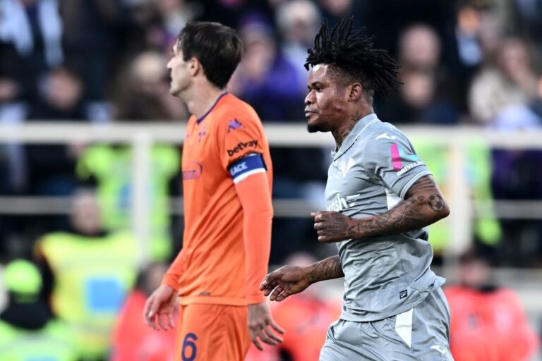 Sprofonda la Fiorentina, Orban regala i 3 punti al Verona nel recupero