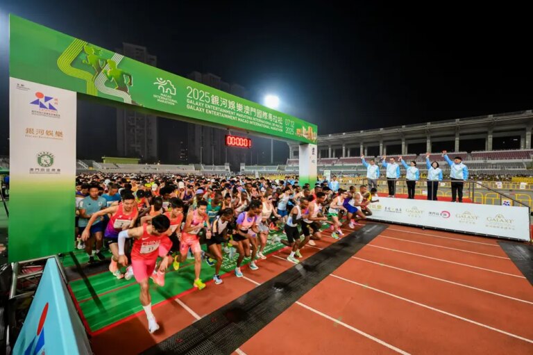 Cina: immagini della maratona internazionale Macao (1)