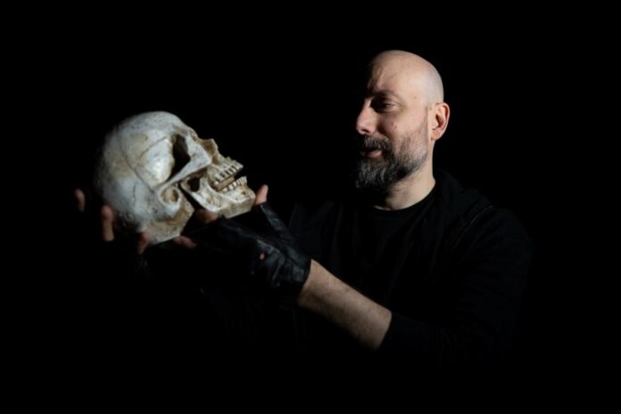 ''Amleto'' (compagnia L'Archibugio, foto di A. Renna).jpg