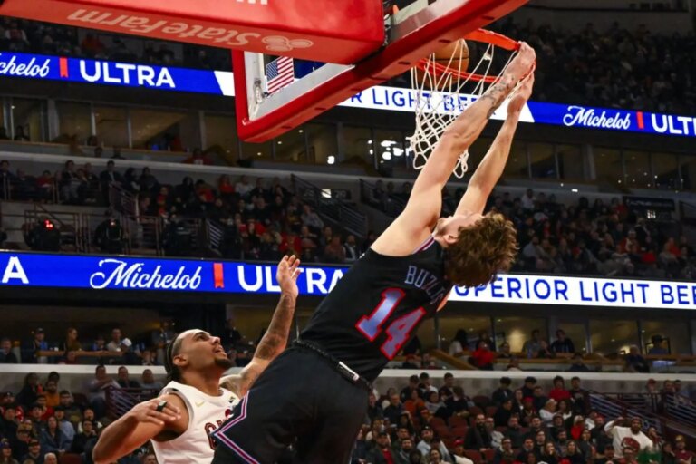 Cleveland ko a Chicago nella notte Nba, Memphis batte Minnesota 116-110