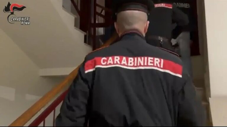 Torture e sequestro di persona a Roma, 11 misure cautelari tra cui 5 minorenni