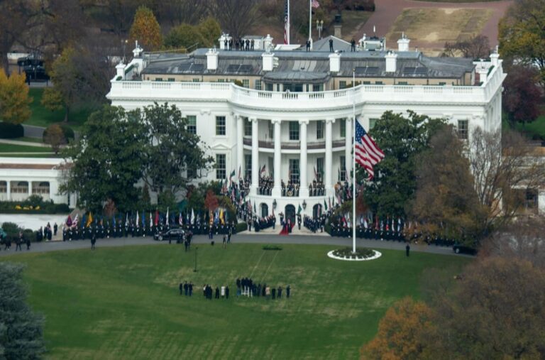 Il National Trust fa causa per fermare la maxi sala da ballo alla Casa Bianca