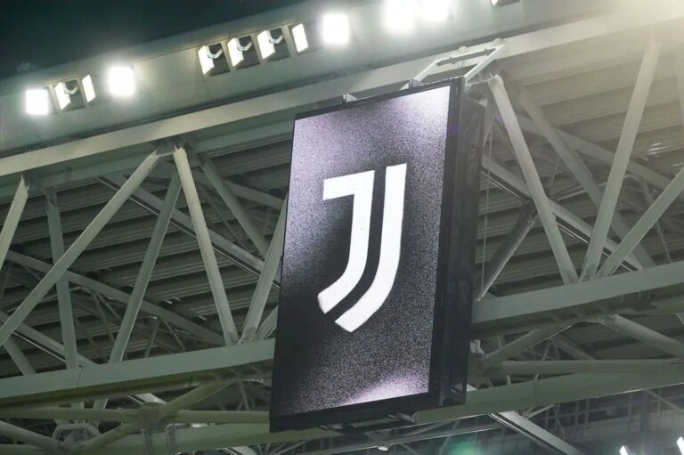Juventus, il cda di Exor respinge la proposta di Tether. Elkann “La nostra storia e i nostri valori non sono in vendita”