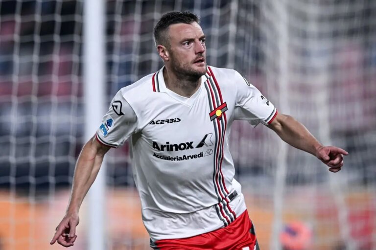 Colpo della Cremonese nel segno di Vardy, Bologna sconfitto 1-3 al Dall’Ara