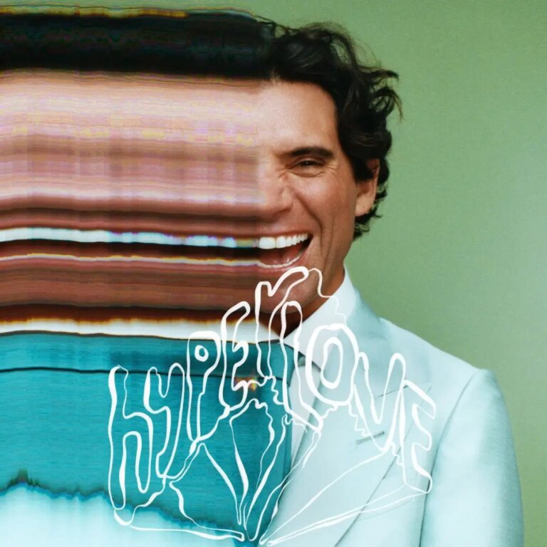“Immortal Love” è il nuovo singolo di Mika