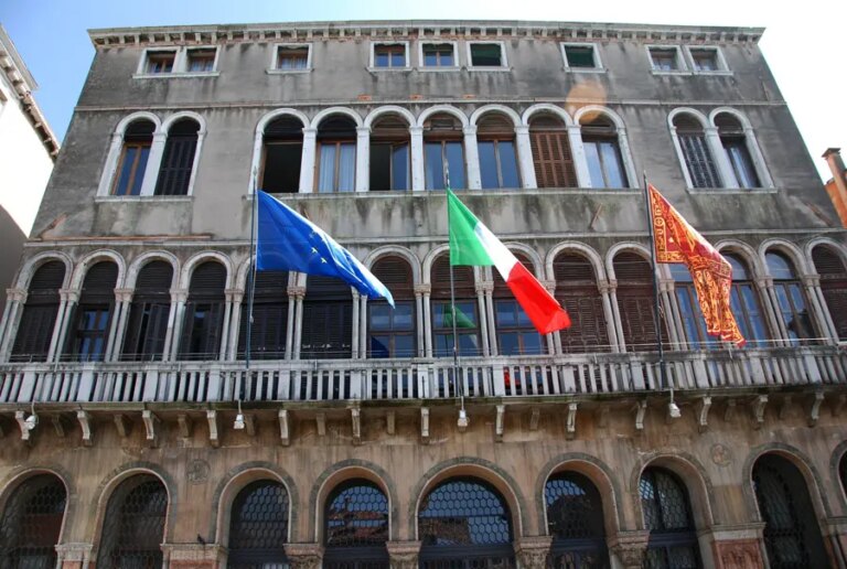 Fondo di solidarietà, aperto il bando per la concessione di contributi alle associazioni