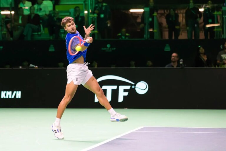 Italia eliminata in United Cup, buona la prima per Sonego e Cocciaretto