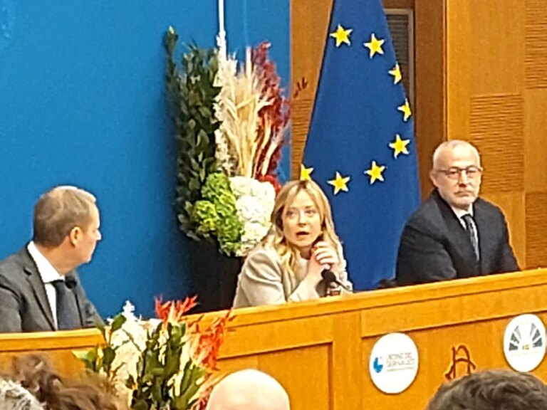 Meloni “Non credo ad un’azione Usa in Groenlandia”. Sull’Ucraina: “E’ il momento che Ue e Russia si parlino” / Video