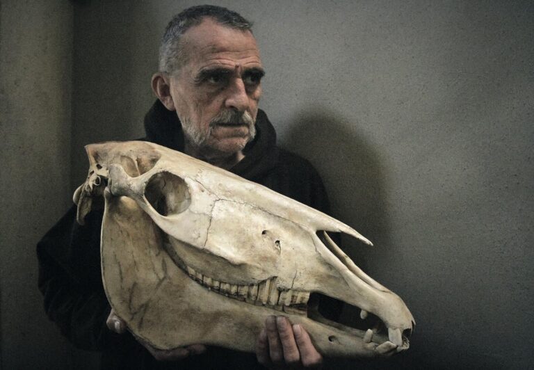 Giovanni Lindo Ferretti al Comunale di Vicenza: “Percuotendo, in cadenza”