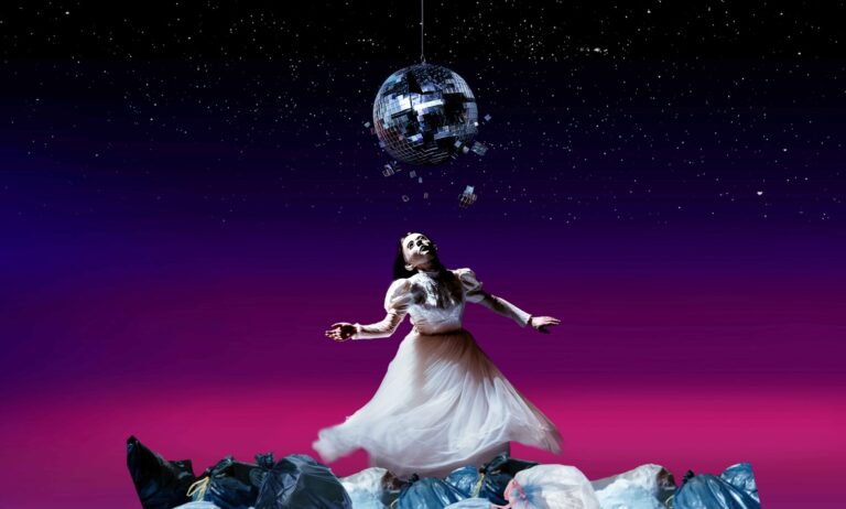 Thiene, stagione di prosa: al Teatro Comunale l’opera “Feste”