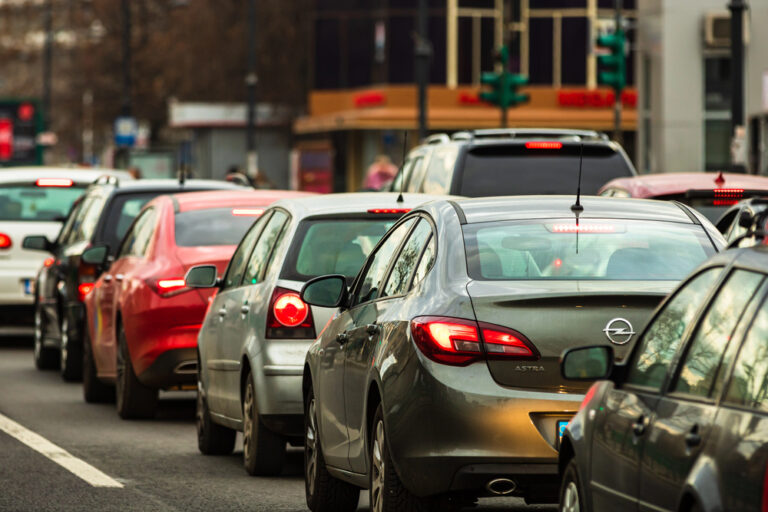 Per la città e per il portafoglio: perché scegliere le gomme 4 stagioni